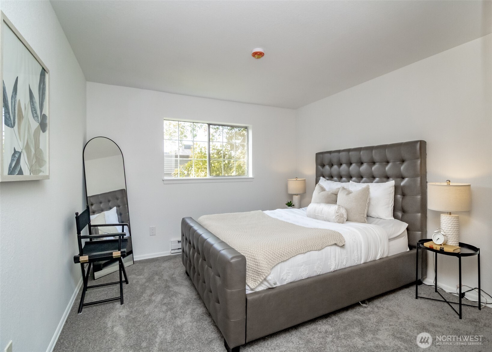 Burien, Washington 98148, United States, 2 Bedrooms Bedrooms, ,2 BathroomsBathrooms,Residential,Active,145167