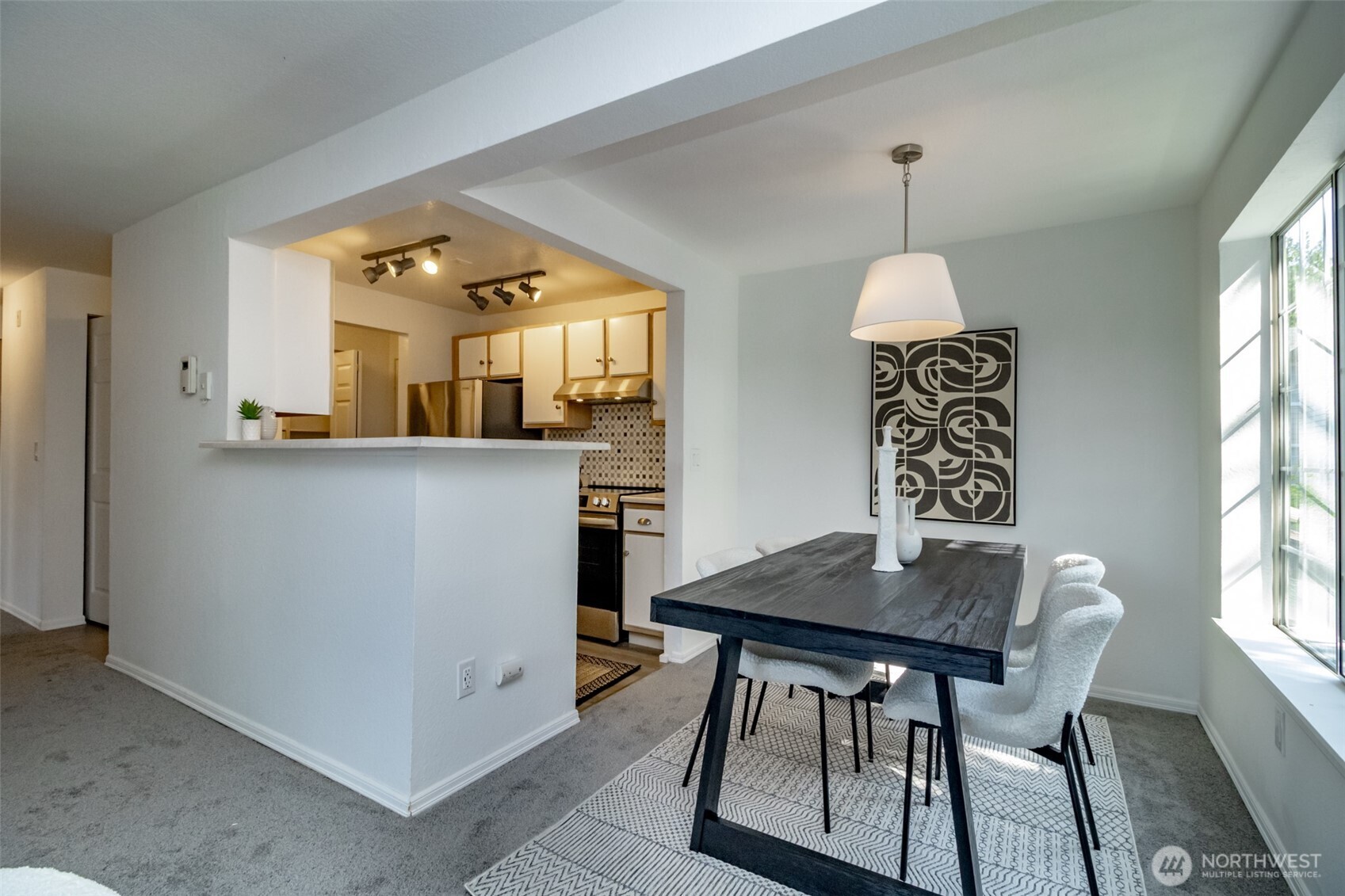 Burien, Washington 98148, United States, 2 Bedrooms Bedrooms, ,2 BathroomsBathrooms,Residential,Active,145167