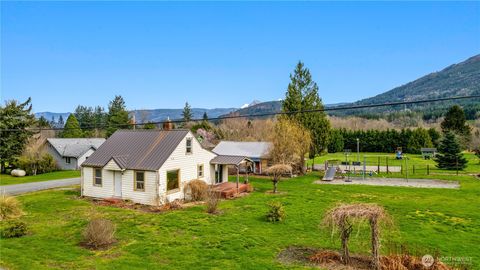 Photo of 321 Royer Street, Acme, WA 98220 (MLS # 2497674)