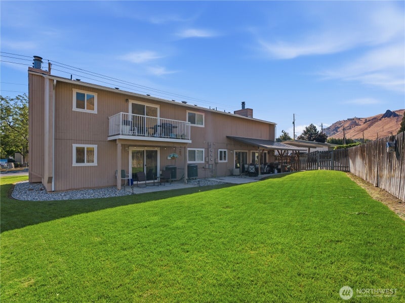 128 S Western Avenue 1