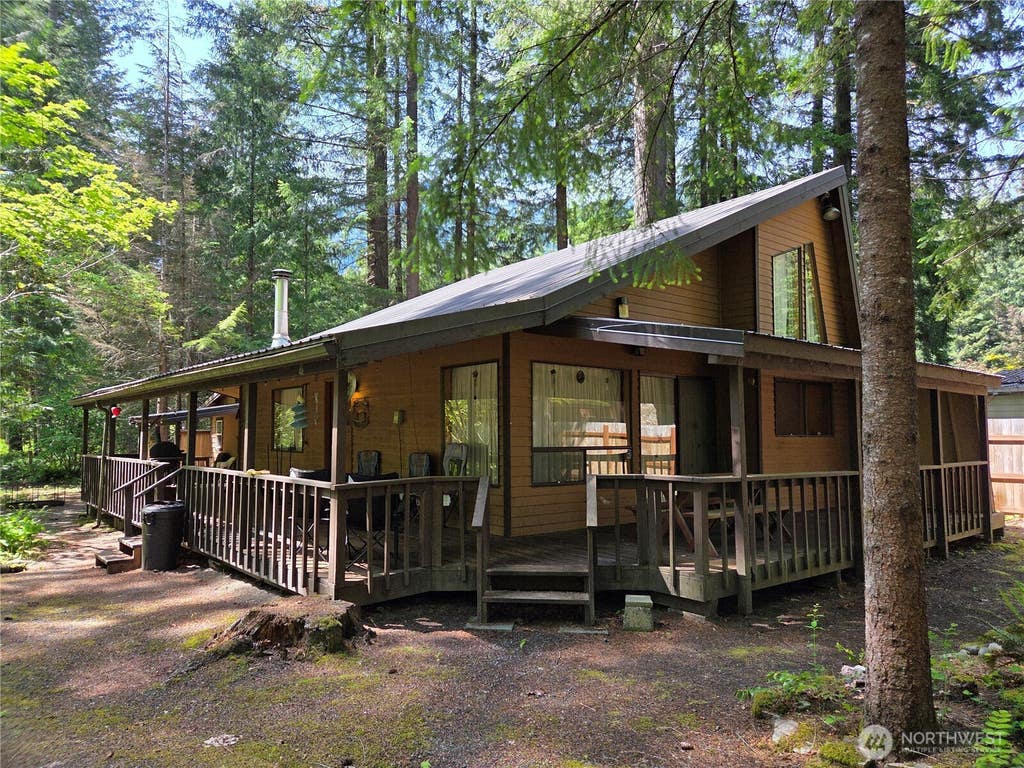 Photo of 119 Shady Lane, Packwood, WA 98361 (MLS # 2557612)