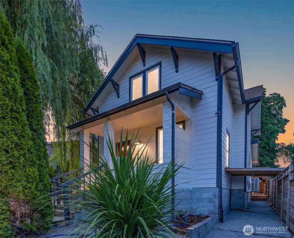 Photo of 1836 E Fairbanks Street, Tacoma, WA 98404 (MLS # 2548865)