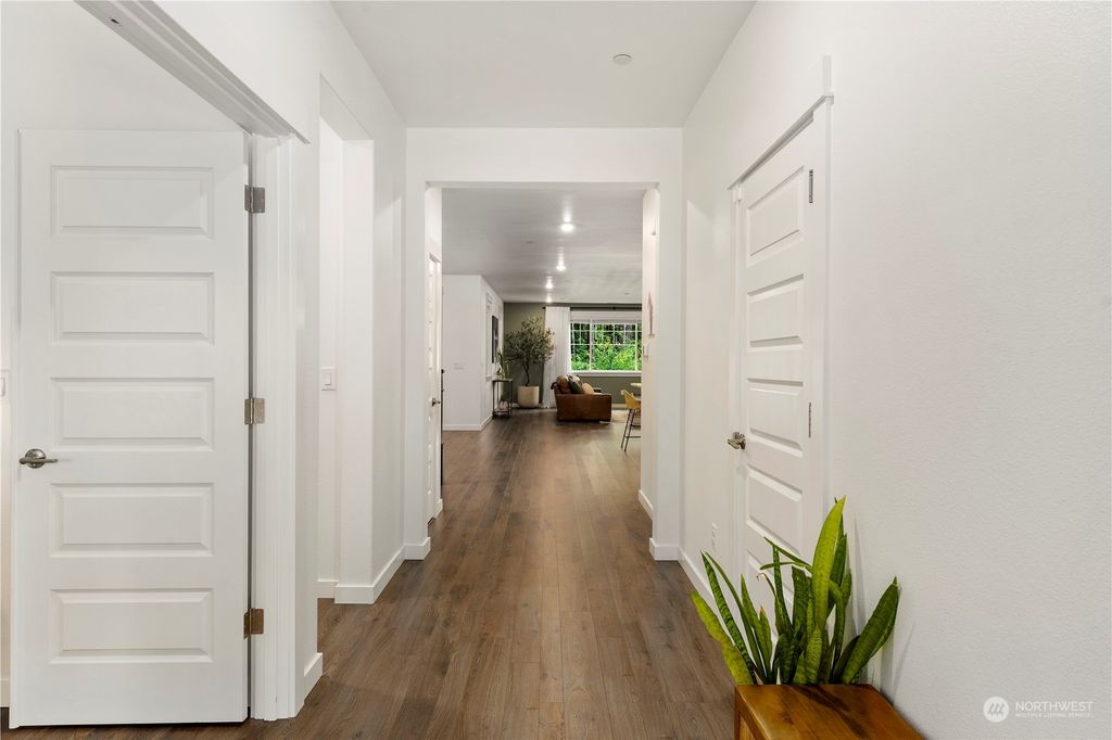 Photo of 20004 89th Drive NE, Bothell, WA 98011 (MLS # 2130085)