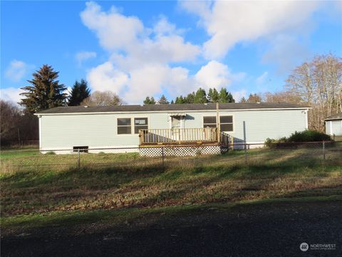 Photo of 2007 41st Street, Long Beach, WA 98631 (MLS # 2027848)