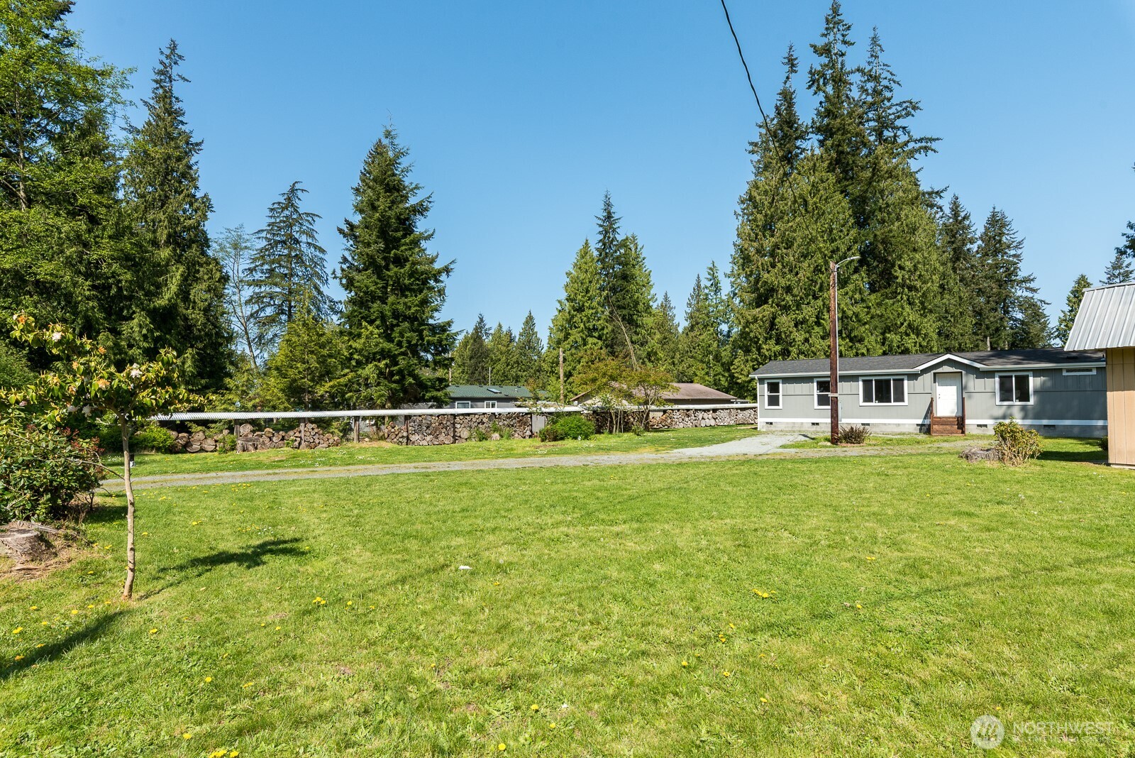 8227 320th Place NW