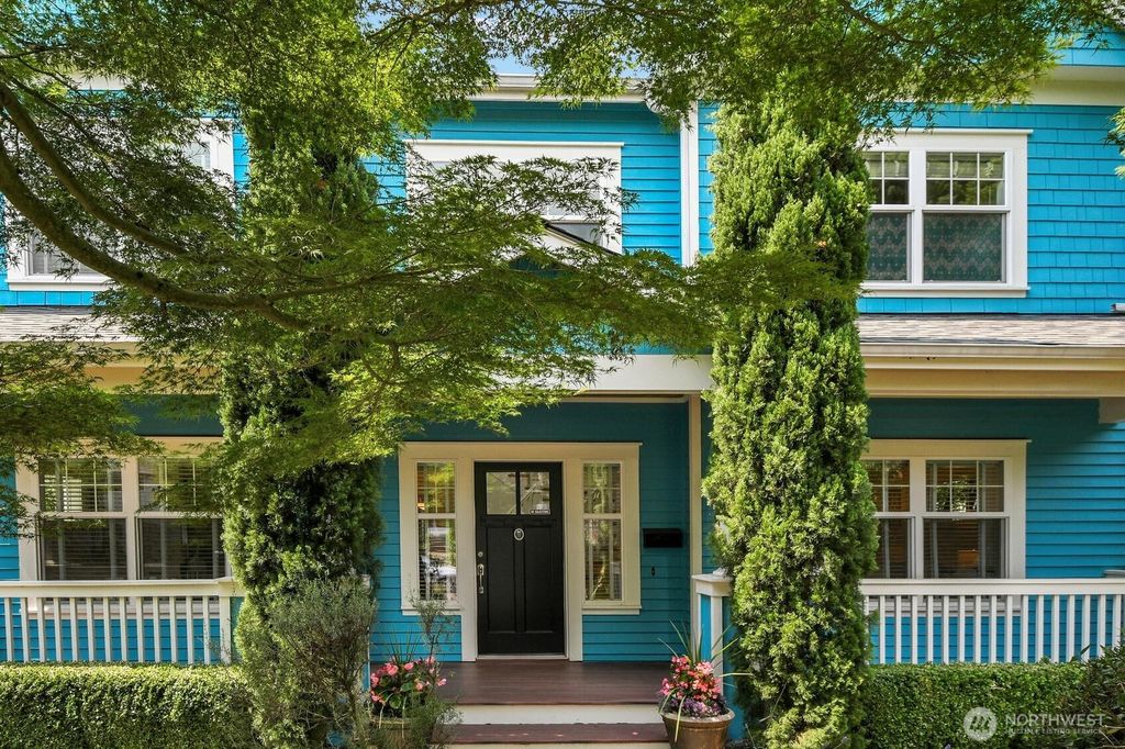 Photo of 8545 Densmore Avenue N, Seattle, WA 98103 (MLS # 2556868)
