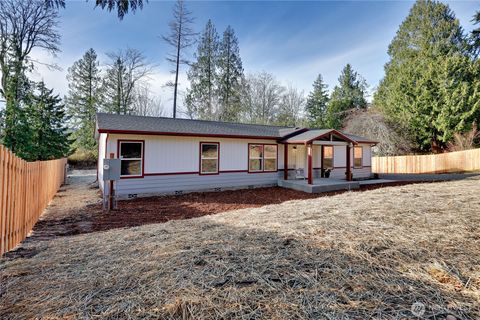 21381 Howard Avenue NE Kingston WA 98346