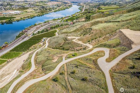 1501 Malaga Alcoa Highway Lot B Wenatchee WA 98801