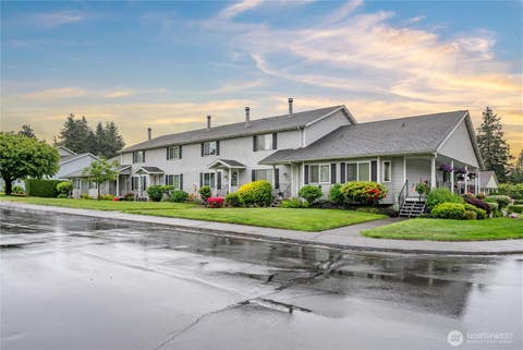 Photo of 303 S 325th Lane #22D, Federal Way, WA 98003 (MLS # 2491631)