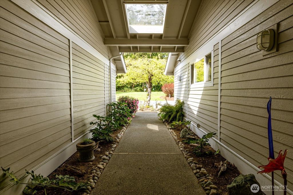 Photo of 2418 James Place #402, Langley, WA 98260 (MLS # 2501233)