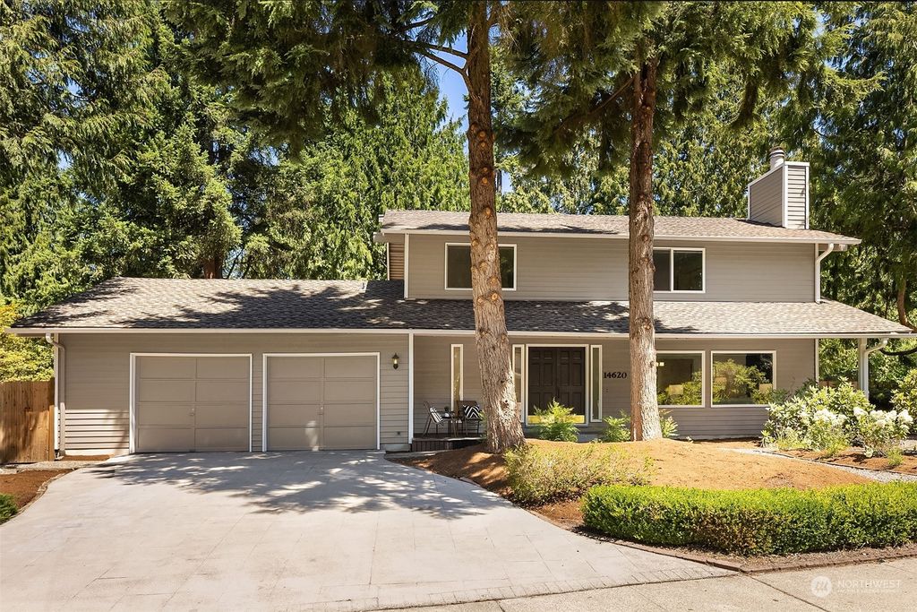 Photo of 14620 NE 76th Street, Redmond, WA 98052 (MLS # 2140165)