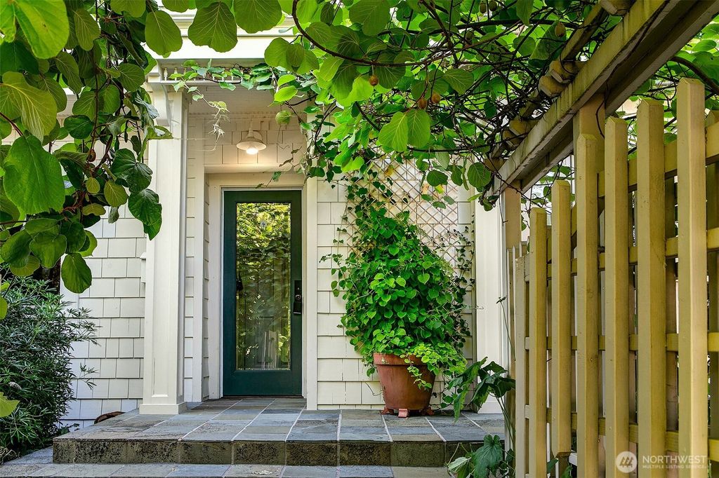 Photo of 173 37th Avenue E, Seattle, WA 98112 (MLS # 2410535)