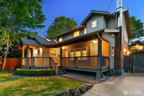 9019 Burke Avenue N Seattle WA 98103