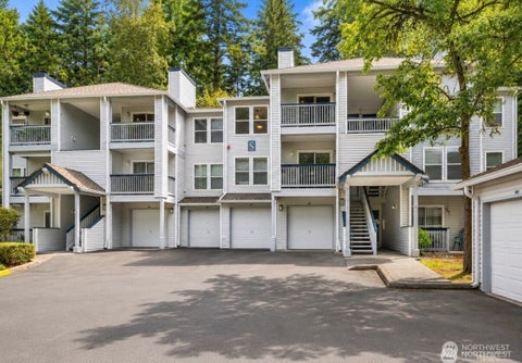 Photo of 33020 10th Avenue SW #S303, Federal Way, WA 98023 (MLS # 2576532)