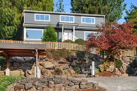 Photo of 7516 28th Avenue NE, Seattle, WA 98115 (MLS # 2436804)