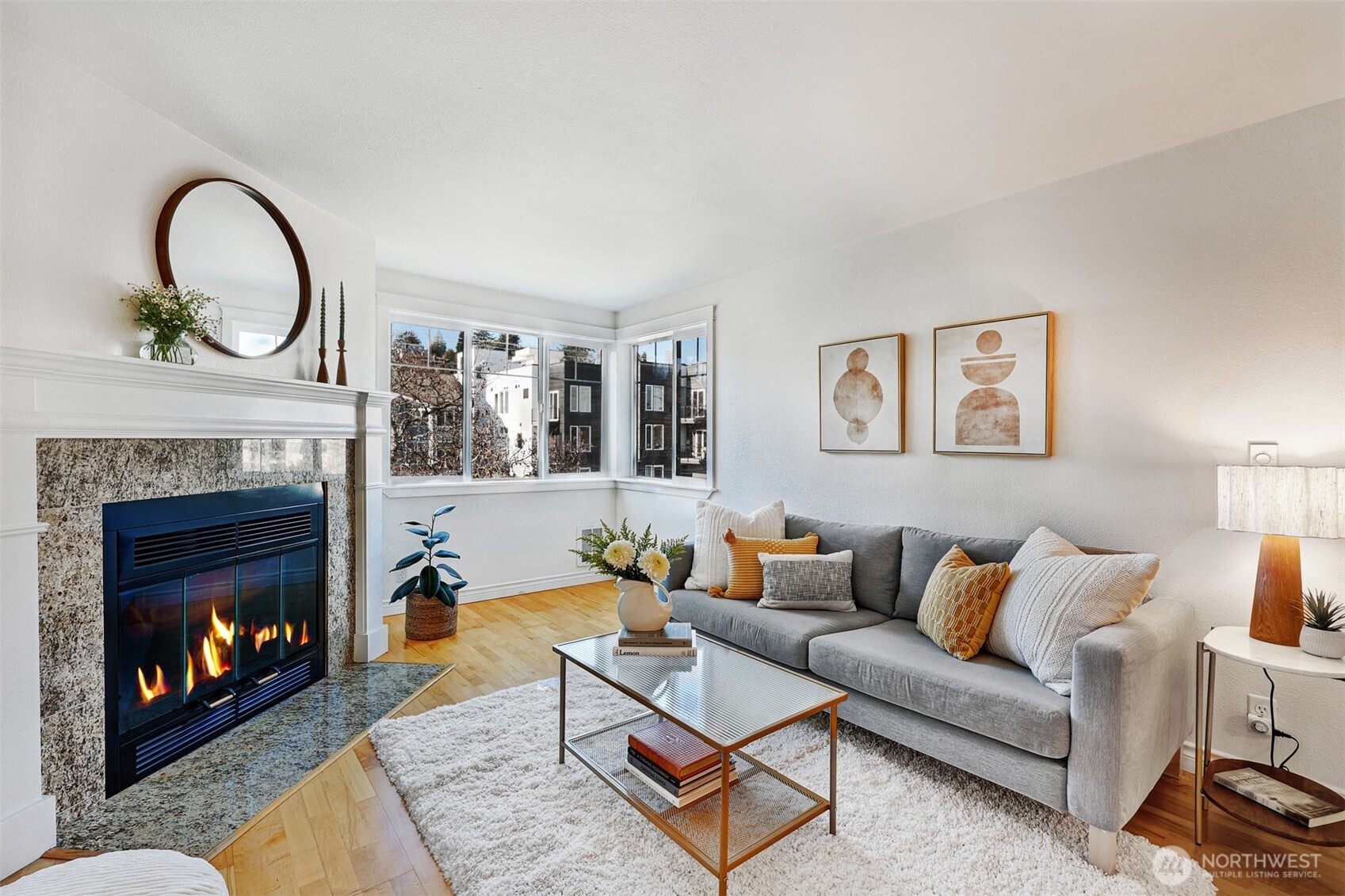 2200 Thorndyke Avenue W 402