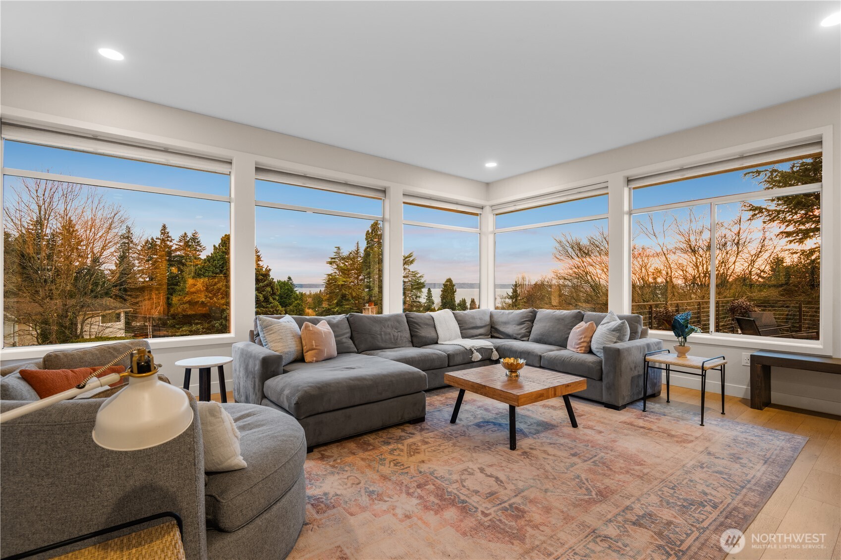 19209 olympic view Drive