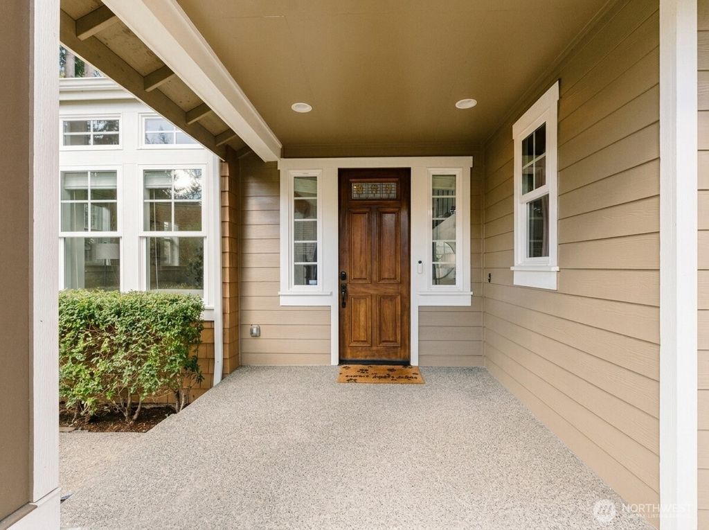 Photo of 8718 NE 134th Street, Kirkland, WA 98034 (MLS # 2497380)