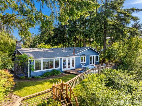 Photo of 2812 Fishtrap Road NE, Olympia, WA 98506 (MLS # 2526374)
