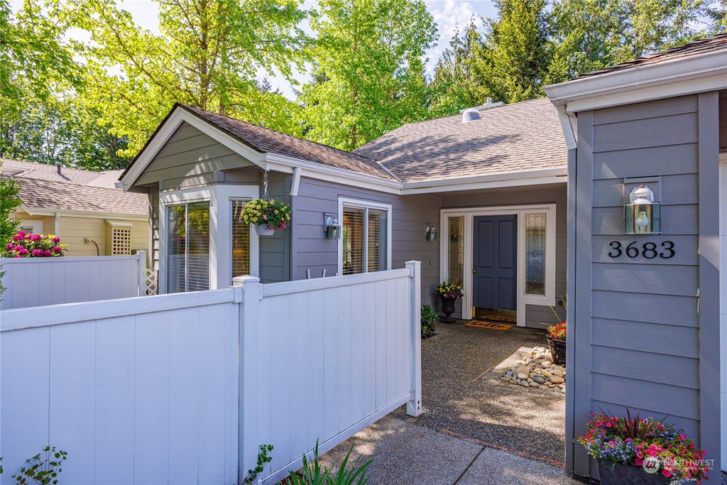 Photo of 3683 224th Place SE #1346, Issaquah, WA 98029 (MLS # 2074517)