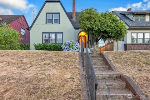 Photo of 4124 6th Avenue, Tacoma, WA 98406 (MLS # 2553450)