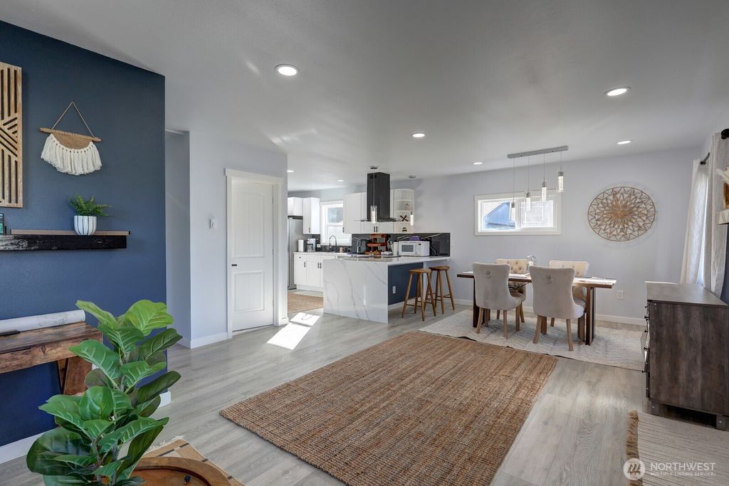 Photo of 3217 S Durango St, Tacoma, WA 98409 (MLS # 2451481)