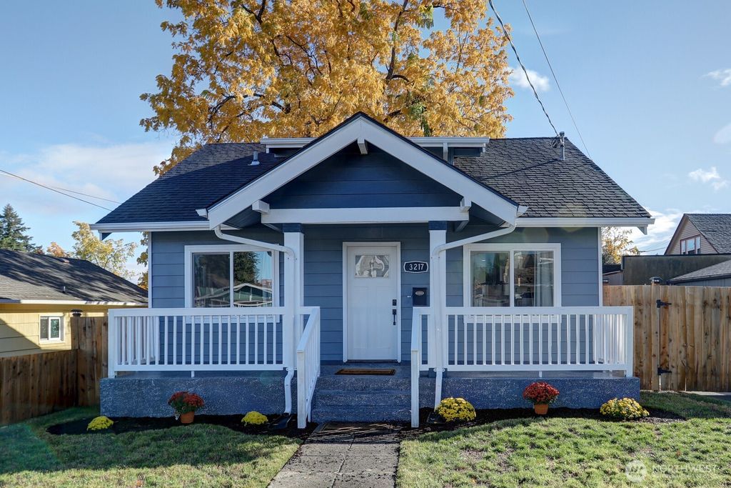 Photo of 3217 S Durango St, Tacoma, WA 98409 (MLS # 2451481)