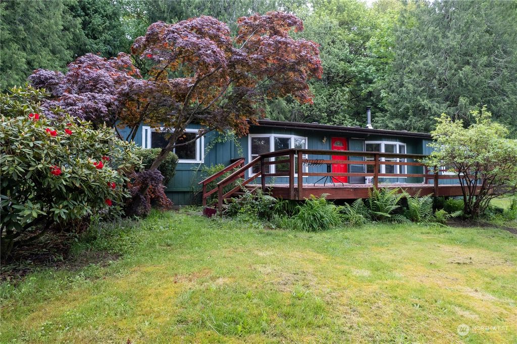 Photo of 11404 296th Avenue NE, Carnation, WA 98014 (MLS # 2240251)