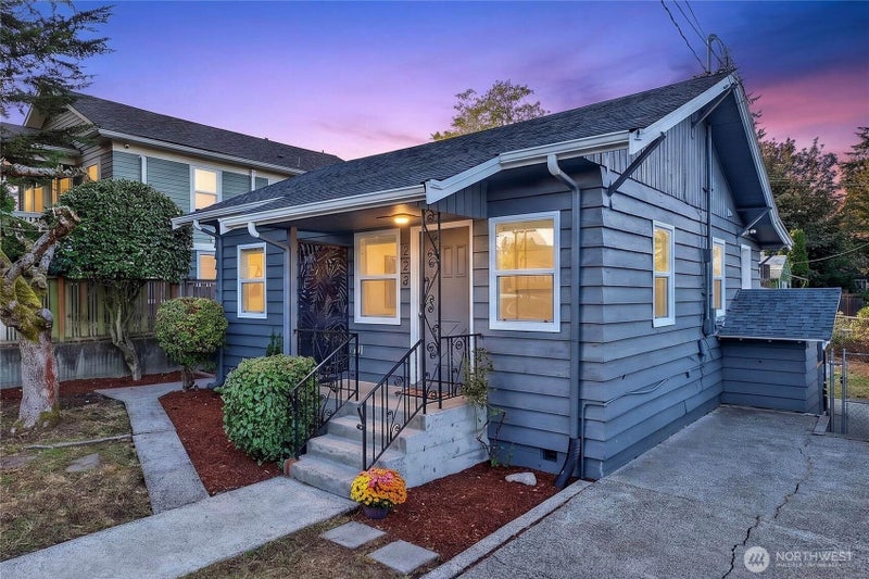 904 N 103rd Street
