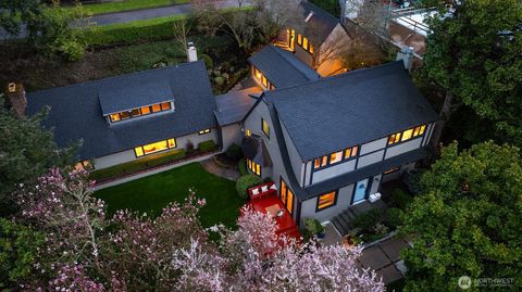 Photo of 3530 W Laurelhurst Drive NE, Seattle, WA 98105 (MLS # 2513943)