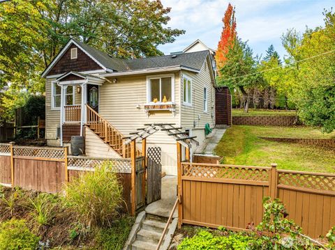 Photo of 1801 Martin Luther King Jr. Way, Seattle, WA 98122 (MLS # 2446968)