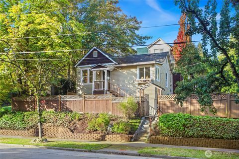Photo of 1801 Martin Luther King Jr. Way, Seattle, WA 98122 (MLS # 2446968)