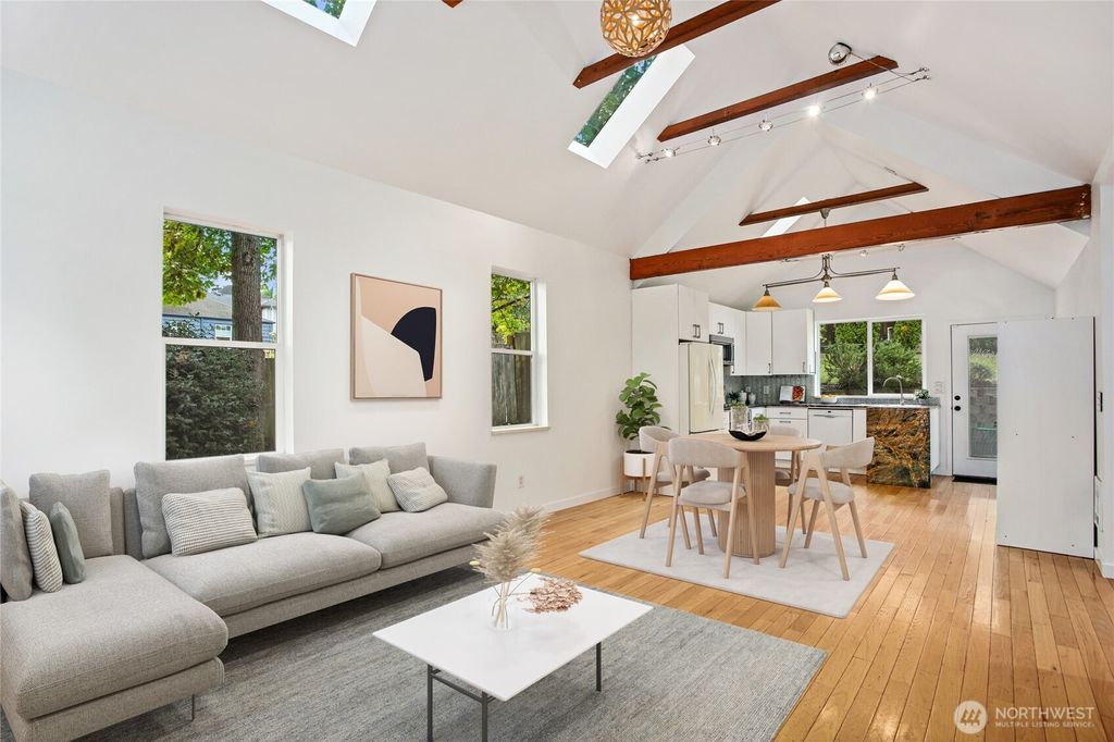 Photo of 1801 Martin Luther King Jr. Way, Seattle, WA 98122 (MLS # 2446968)