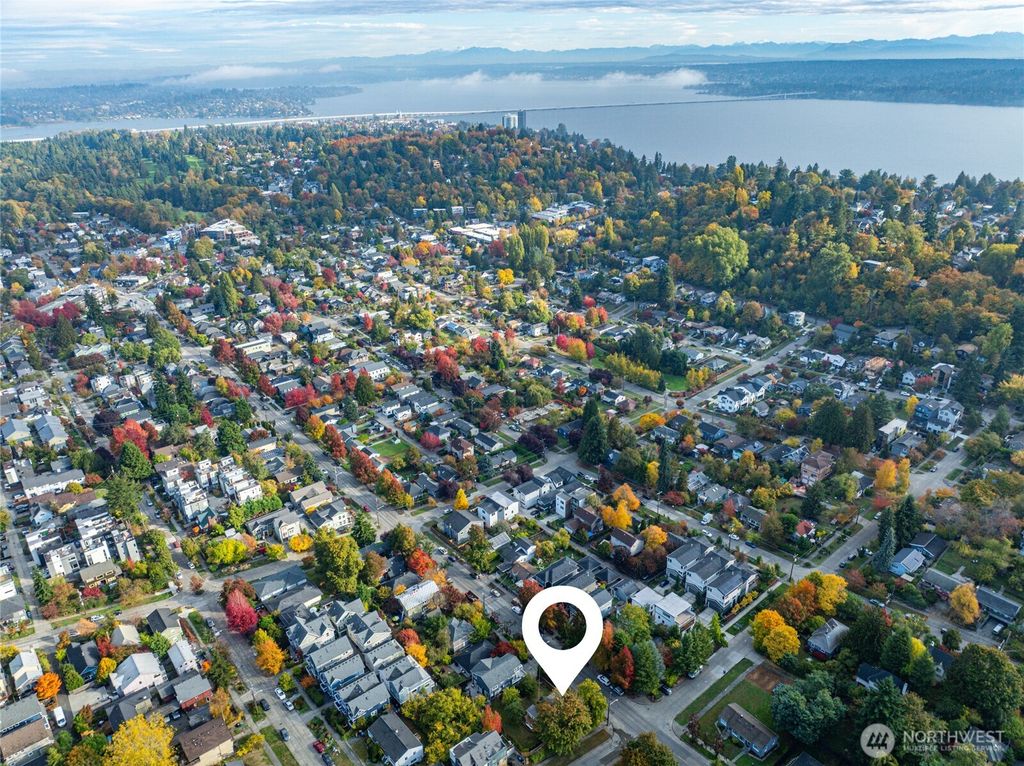 Photo of 1801 Martin Luther King Jr. Way, Seattle, WA 98122 (MLS # 2446968)