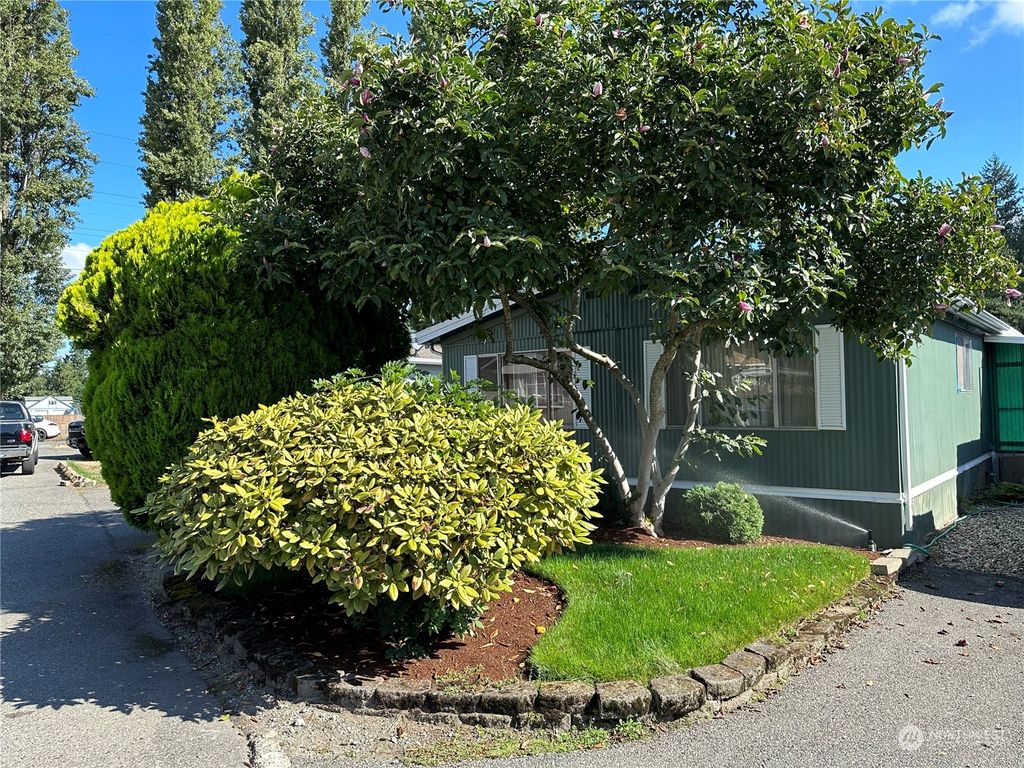Photo of 6413 SE 123rd Ave Se Ave SE #13, Snohomish, WA 98290 (MLS # 2159370)