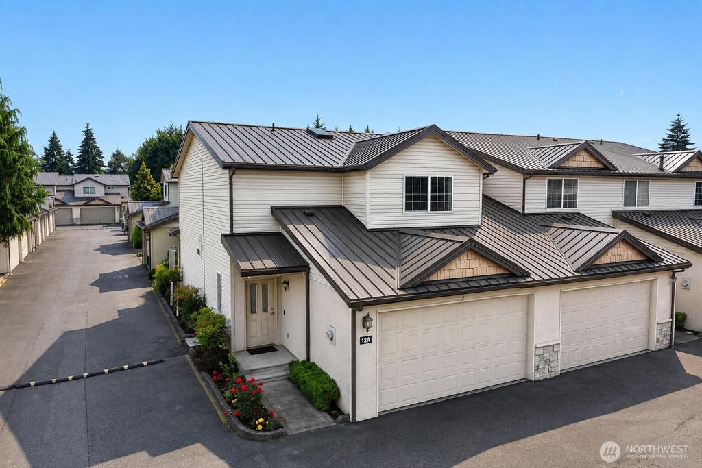 Photo of 418 17th Street SE #13A, Auburn, WA 98002 (MLS # 2569563)