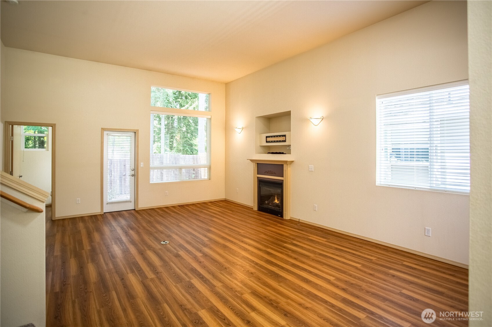 513 Craftsman Drive NW