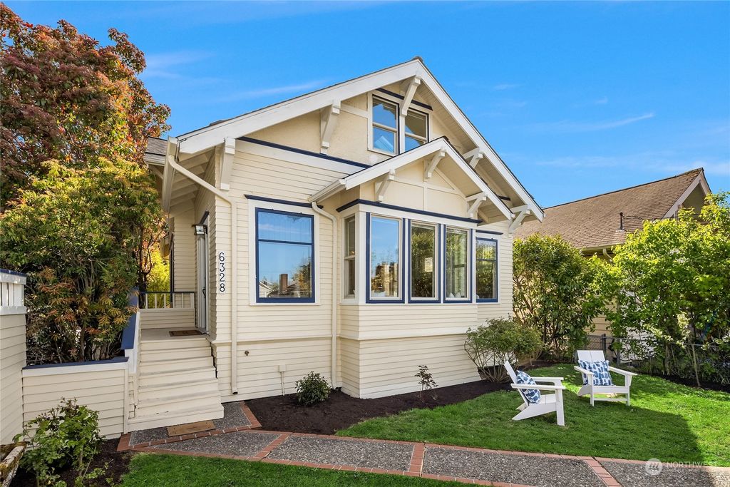 Photo of 6328 18th Avenue NE, Seattle, WA 98115 (MLS # 2228359)