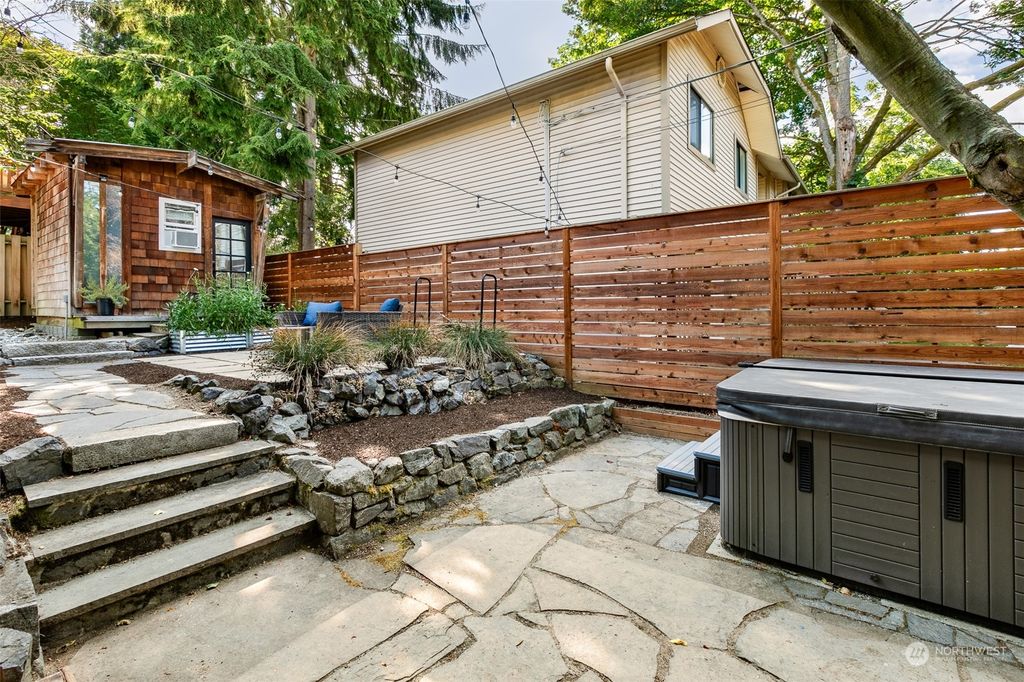 Photo of 1049 NE 92nd Street, Seattle, WA 98115 (MLS # 2141014)