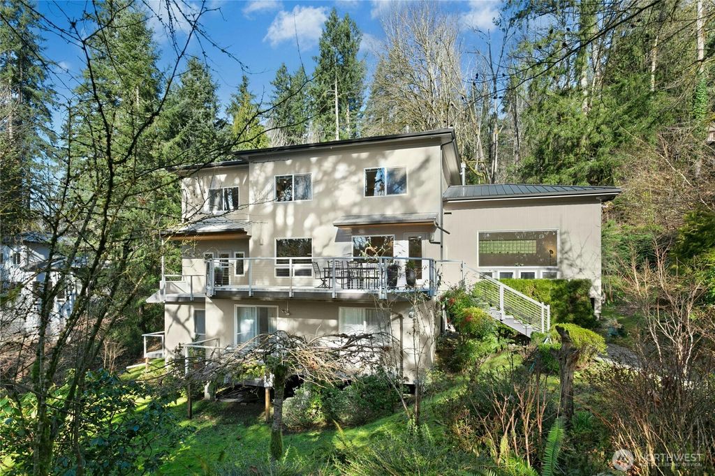 Photo of 15912 252nd Avenue SE, Issaquah, WA 98027 (MLS # 2471366)