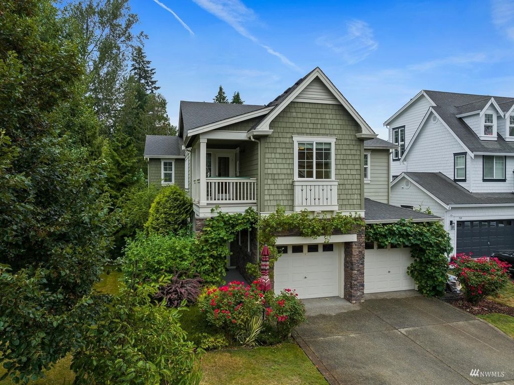 Photo of 710 Kitsap Avenue NE, Renton, WA 98059 (MLS # 1978716)
