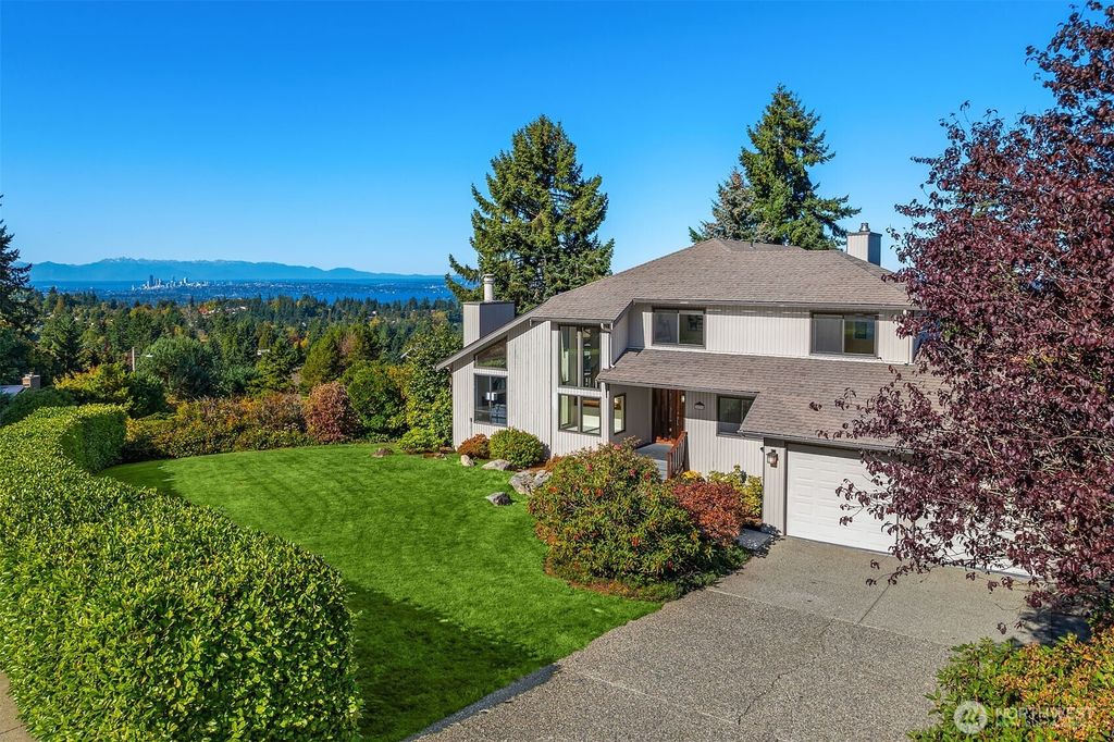 Photo of 5030 155th Place SE, Bellevue, WA 98006 (MLS # 2440258)