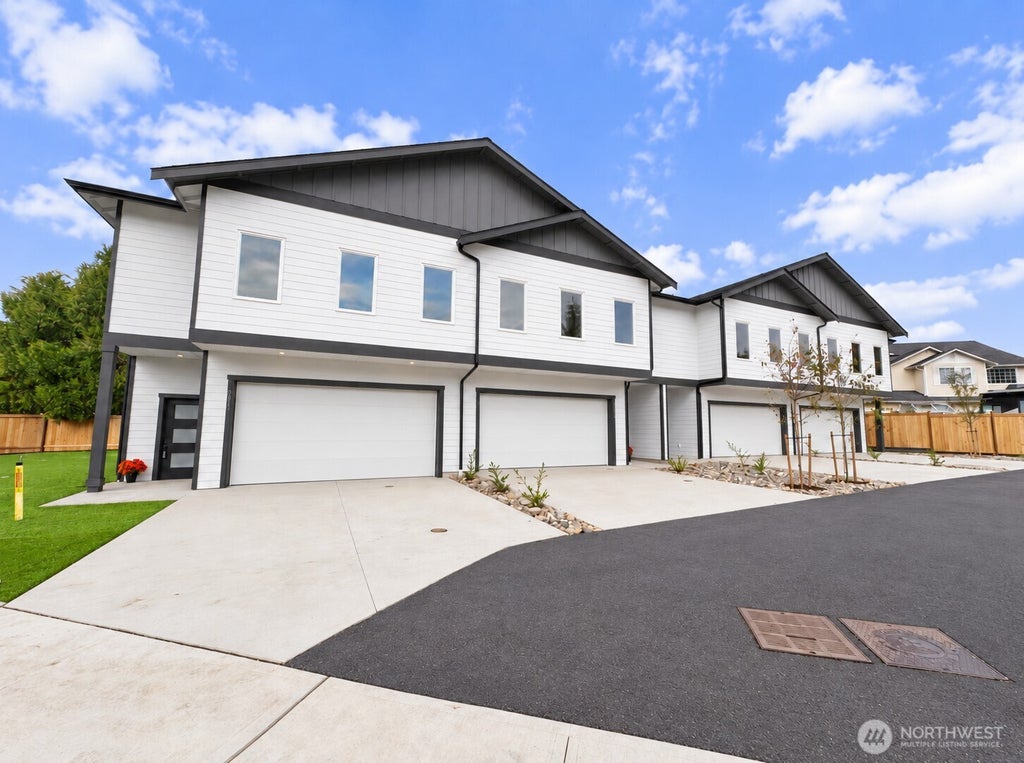 Photo of 7919 Jensen Farm Ln Ln, Arlington, WA 98223 (MLS # 2584753)