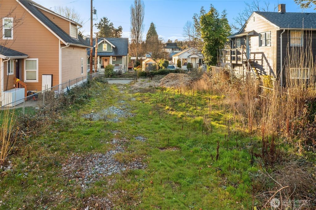 Photo of 8444 46th Avenue S, Seattle, WA 98118 (MLS # 2484962)