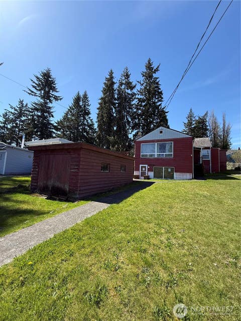 Photo of 11545 N Park Avenue N, Seattle, WA 98133 (MLS # 2546721)