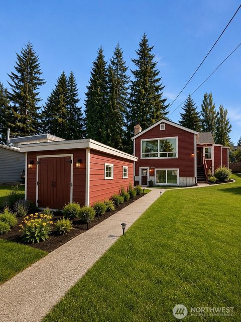 Photo of 11545 N Park Avenue N, Seattle, WA 98133 (MLS # 2546721)