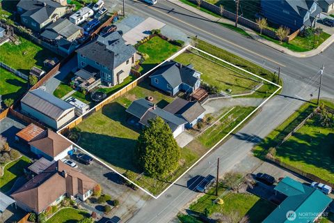 Photo of 1300 Yuma Street, Milton, WA 98354 (MLS # 2506624)