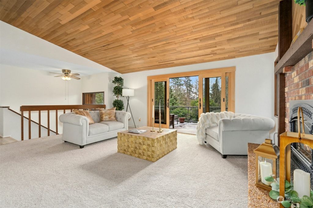 Photo of 9714 159th Place NE, Redmond, WA 98052 (MLS # 2329629)