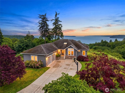 Photo of 11504 76th Avenue NW, Tulalip, WA 98271 (MLS # 2533389)