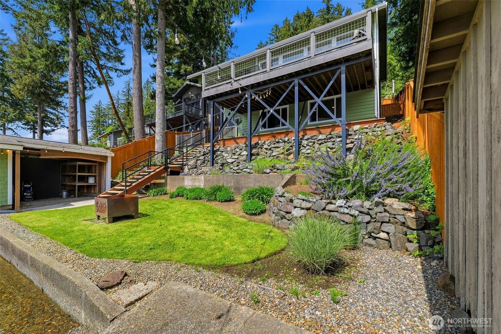 Photo of 2227 Summit Lake Shore Road NW, Olympia, WA 98502 (MLS # 2518441)
